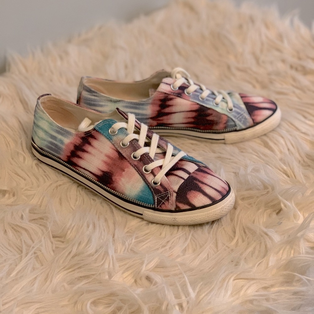 Aldo sneakers